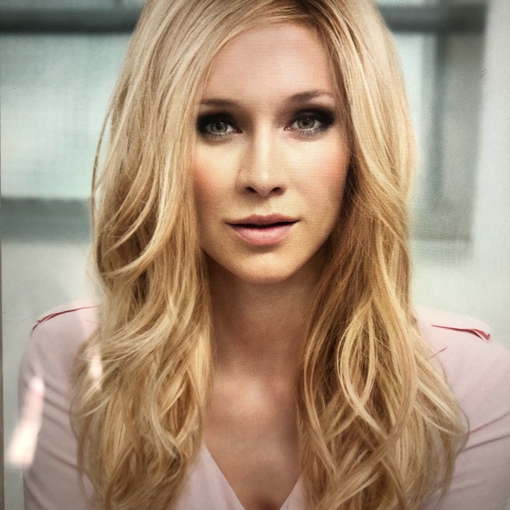Ellen Wille Arrow wig